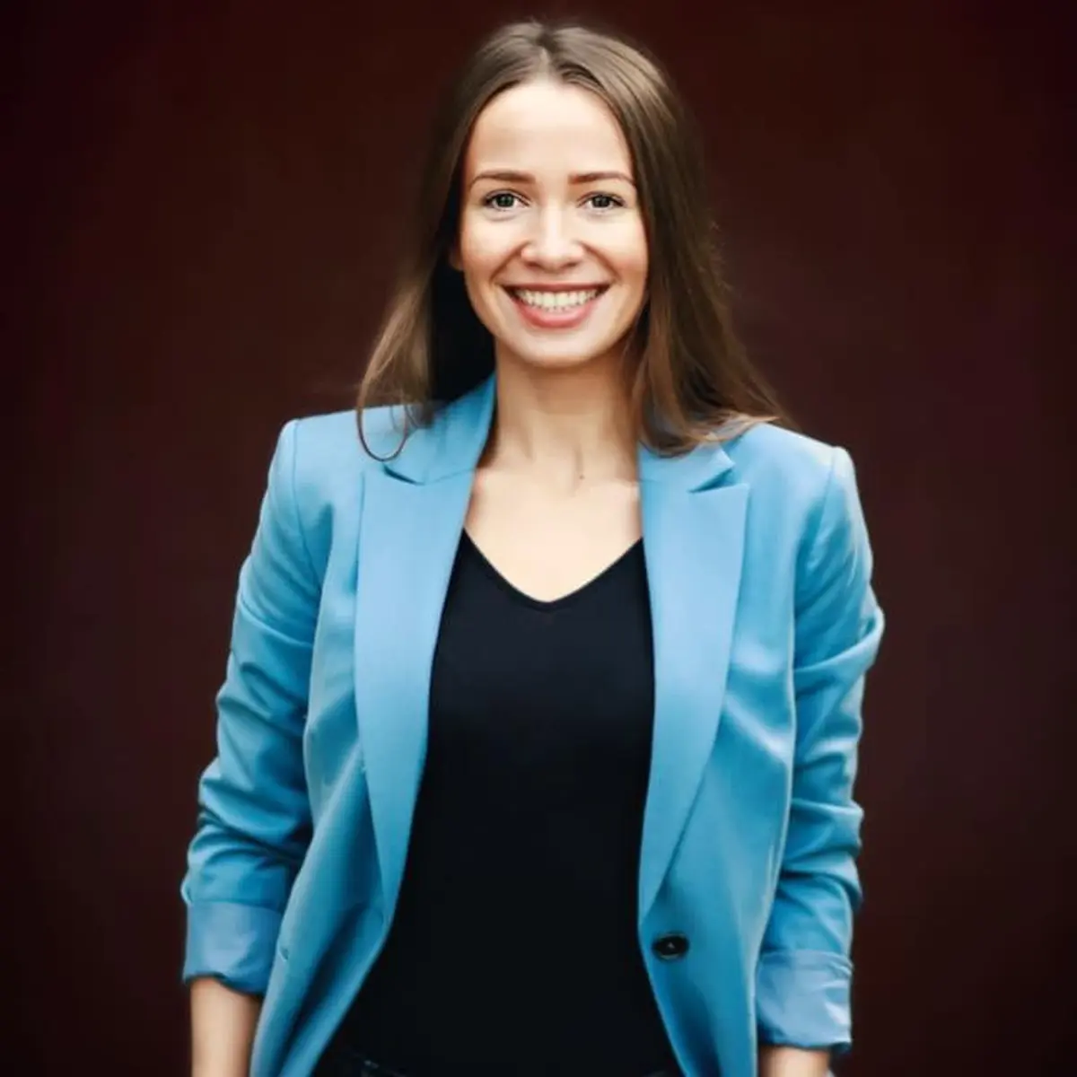 Ioana Abrudan posiert für ein Foto
